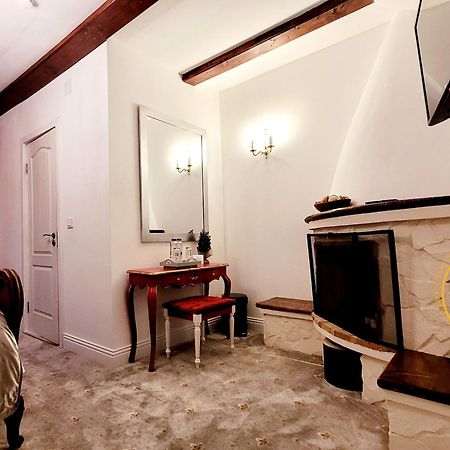 Carpathia Magic -Adults Only Villa Peştera Exteriör bild